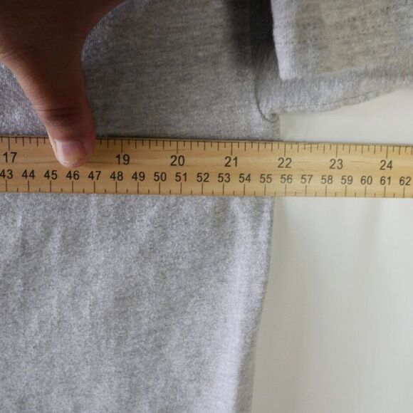 Disneyland Resort Disney Adult XL T-Shirt Gray Mickey Goofy Nemo Buzz 2009 Print - Picture 7 of 10